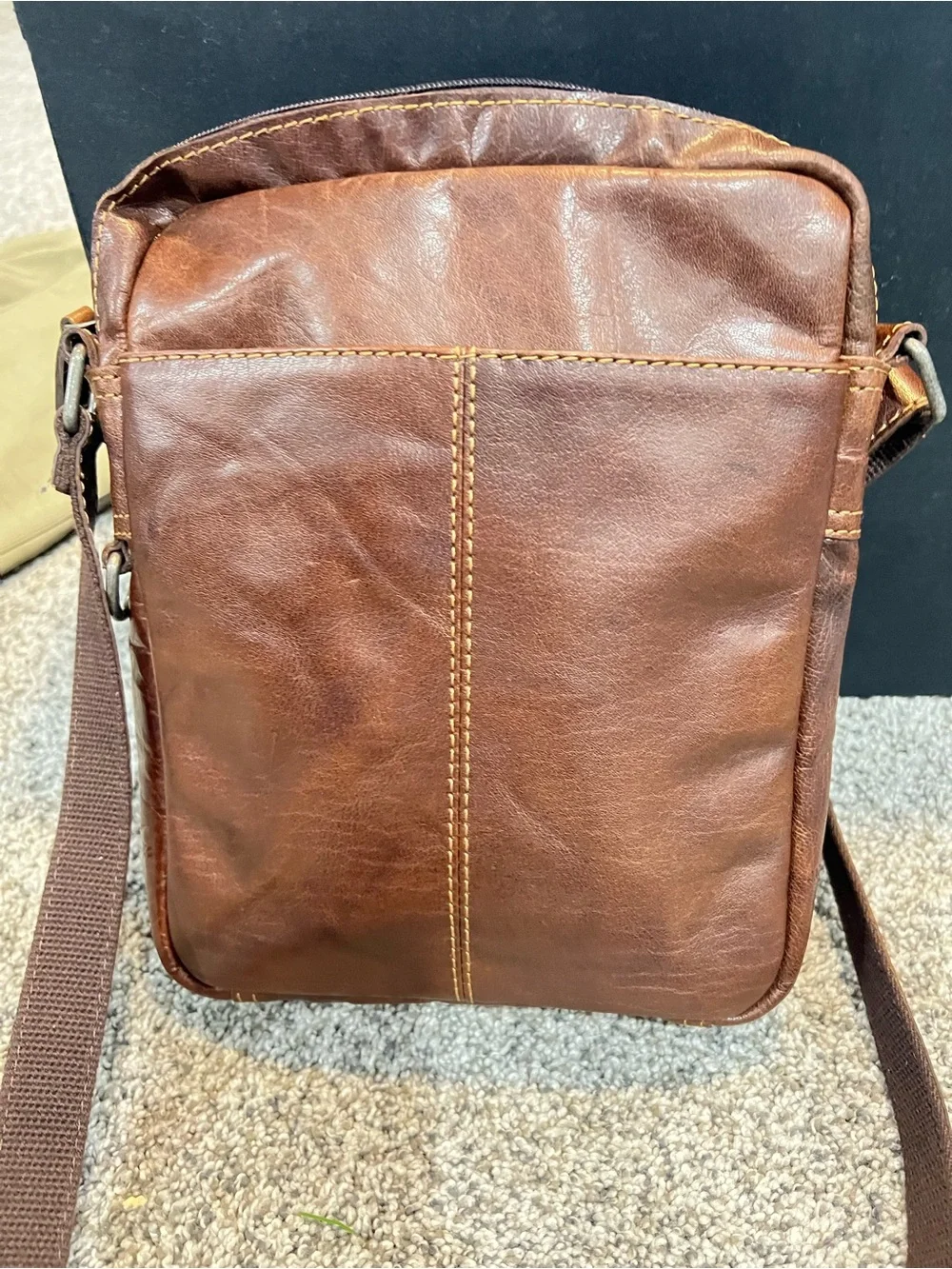 JACK GEORGES FINE LEATHER GOODS VOYAGER SLIM ZIPRED CROSSBODY AUTHENTIC